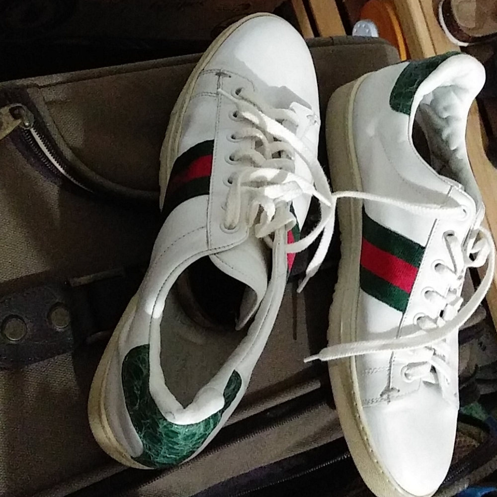 Gucci tennis shoes